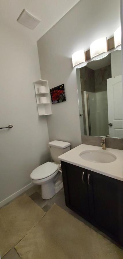 Delightful 1-Bedroom Private Suite In A New Home 卡加利 外观 照片